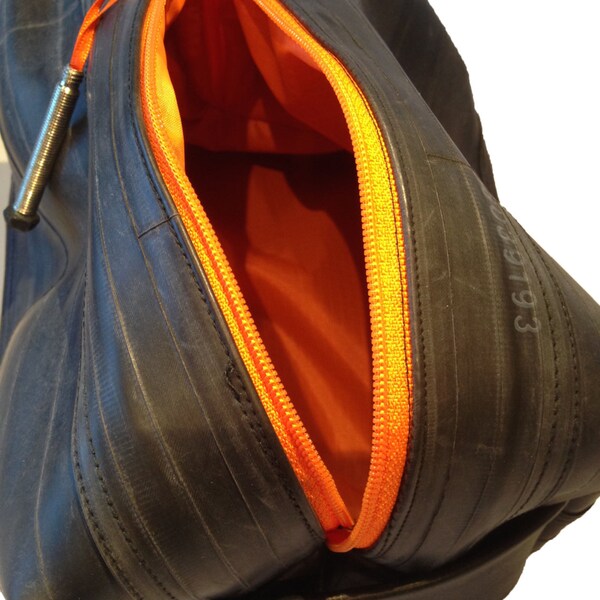 The Rubber Dub Dub™ DOPP forrado, artículos de tocador, bolsa de lavado, - cámara de aire de bicicleta reciclada - vegano - elige tu color