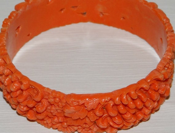 Bangle Bracelet Vintage 1930's Carved Celluloid Ba