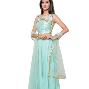 pista green gown