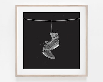 Stampa artistica Nike MAG 'Ritorno al futuro', decorazione minimalista in bianco e nero per sneaker.