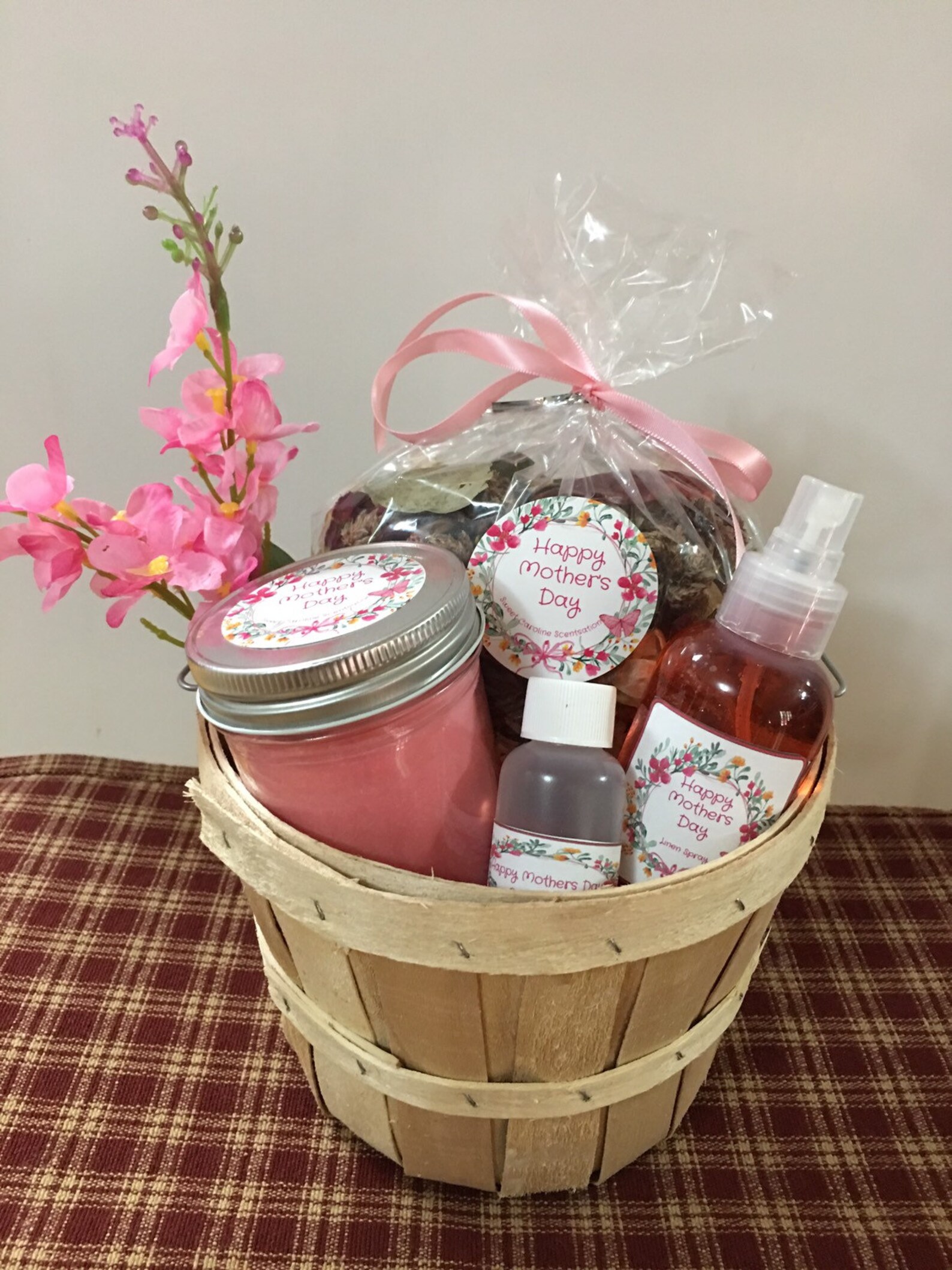 Mother's Day Gift Basket / Candle Gift Basket / Gifts For Etsy