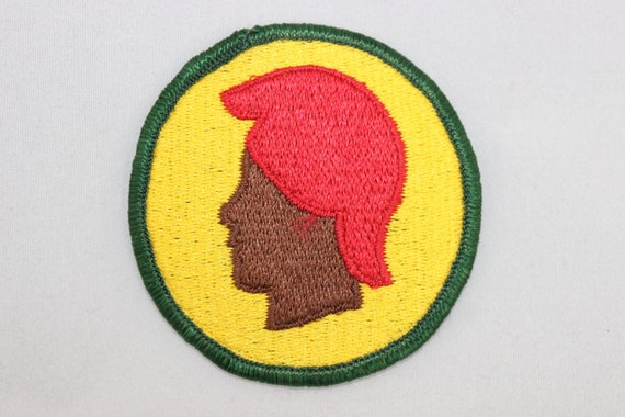 Mahiole Hawaiian Feather Helmet Patch