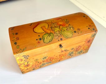 Vintage Jewelry Box Retro Mushrooms Flowers Butterfly Lover