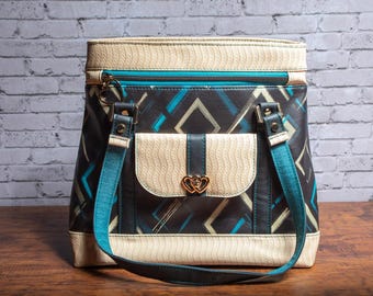 Parvati Shoulder Bag