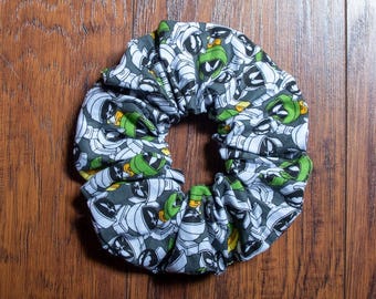 Marvin Scrunchie