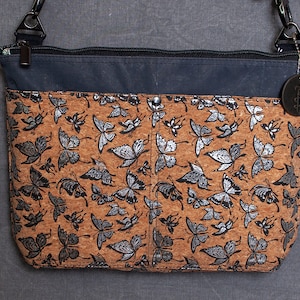 Bolso bandolera de mariposa de corcho