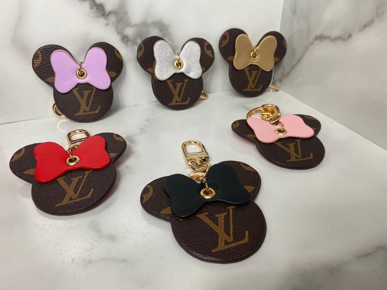 louis vuitton keyring minnie mouse