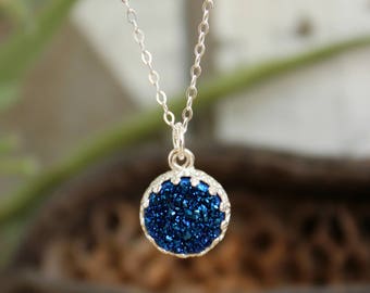 Blaue Druzy Quarz Anhänger Halskette / Einzel Stein Quarz Schmuck / Sterling Silber Schmuck / Layering Halskette