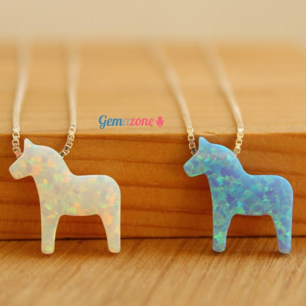 Collier Dala Horse Opal / Collier pendentif Dalahast suédois / Charme scandinave / Collier animal nordique / Collier en argent sterling