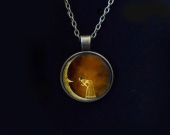 1920s Woman and Moon Pendant and Necklace