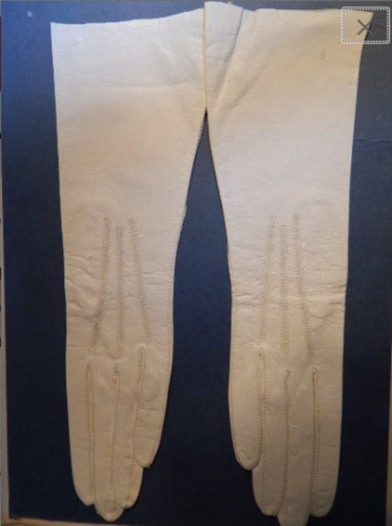 Vintage 1930's Long White Kid-Leather Bridal Glove