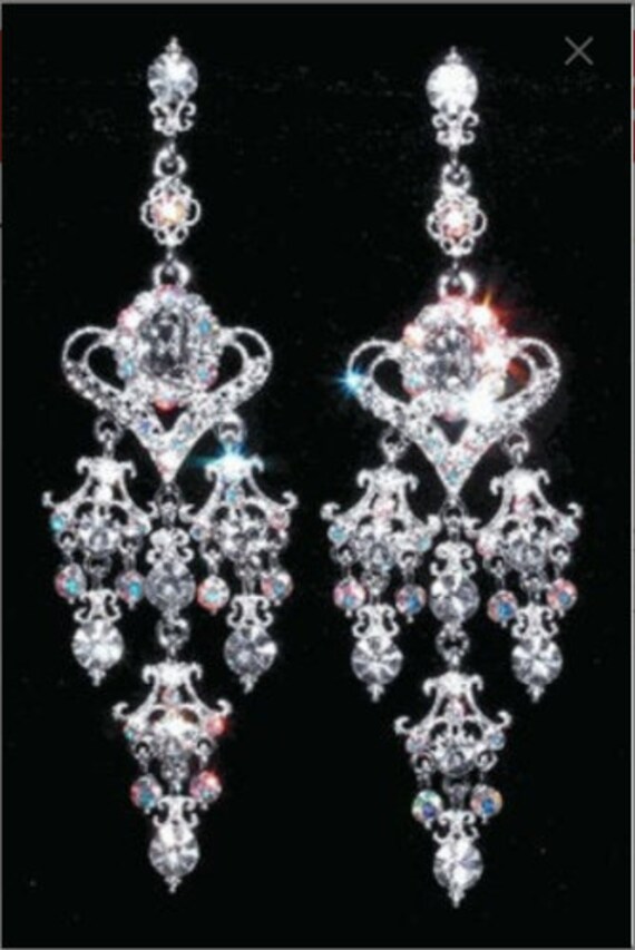 magnificent vintage rhinestone Gem