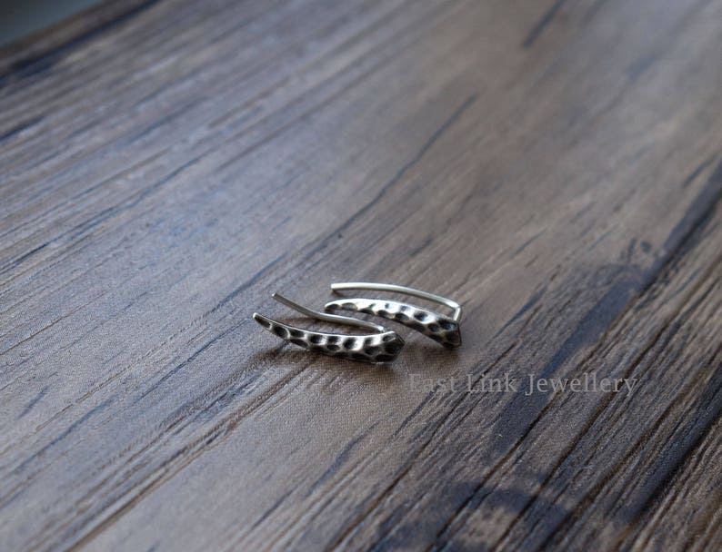 925 Silver ear climbers earrings hammered horn shaped stud lobe earrings 1 pair