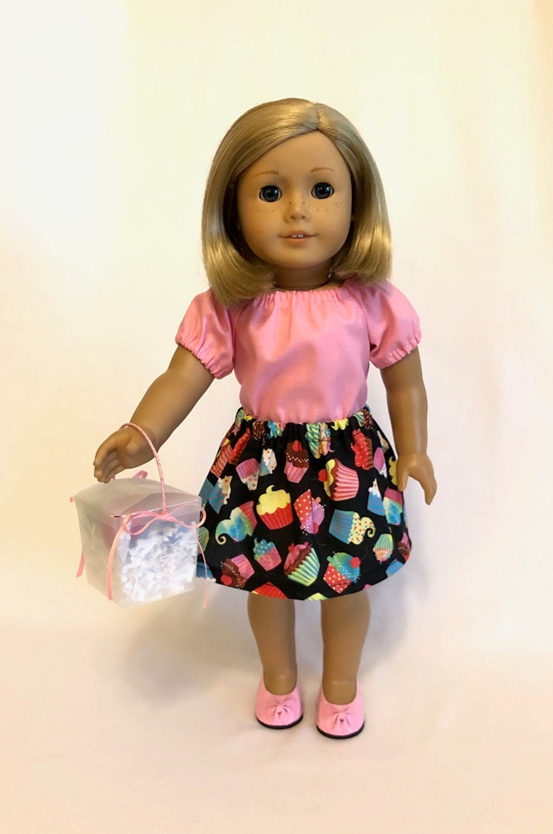 Birthday Set With Cupcakes 7piece Set for American Girl Doll