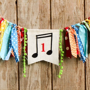 Music 1st Birthday Highchair Banner: Rainbow Fabric Garland