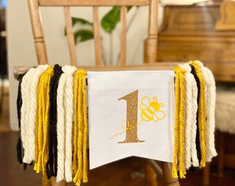 One Year Old Bee Birthday / First Bee Day highchair banner / neutral