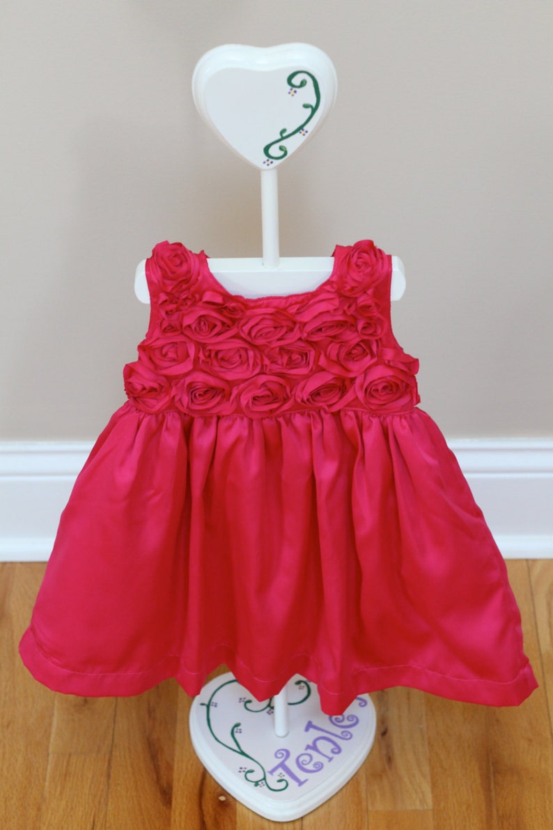 dress hanger baby shower centerpiece