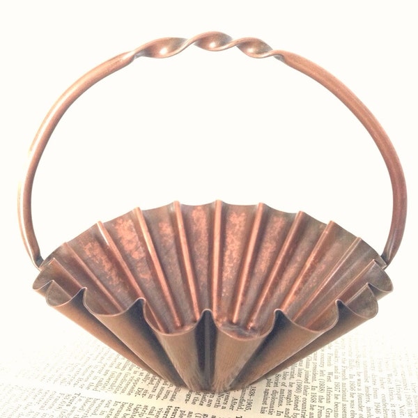 Arts and Crafts Copper Basket | Rustic Decor Cottage Decor Early 20th c.