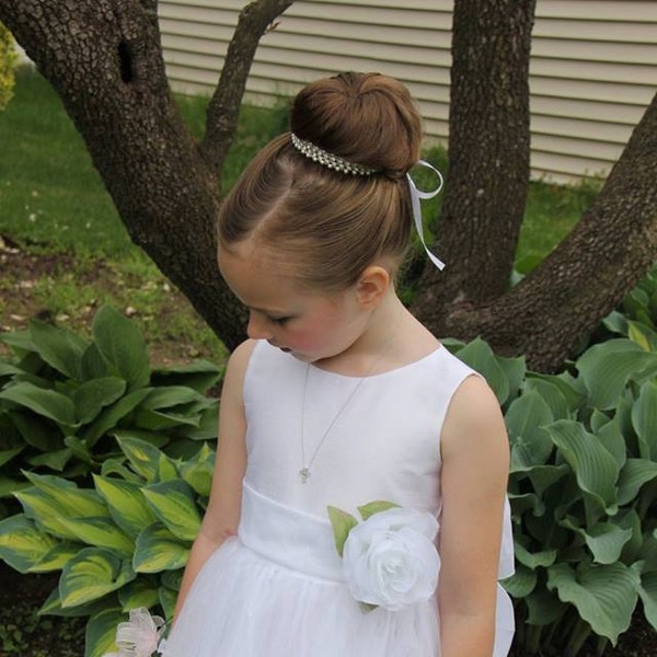 Involucro alto per bambini, Pezzo per capelli bambino, Accessorio per capelli prima comunione, Involucro per ragazze, Oggetto di scena per foto per bambini, Flower girl bun wrap