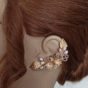 Wedding gold cartilage earring, Bridal old gold leaves climber earcuff, Ear cuff no piercing, Earrings for boho bride, Modern ear wrap fake