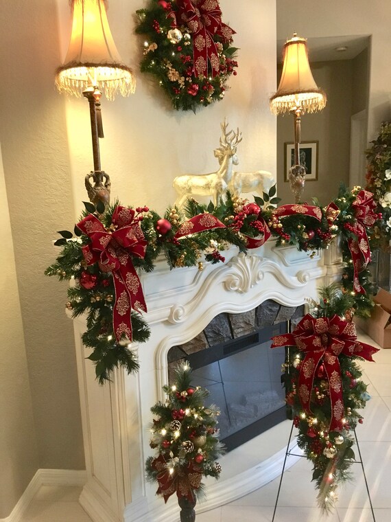 4 Pc Set Christmas Wreath Garland Burgundy Crest Ribbons Etsy