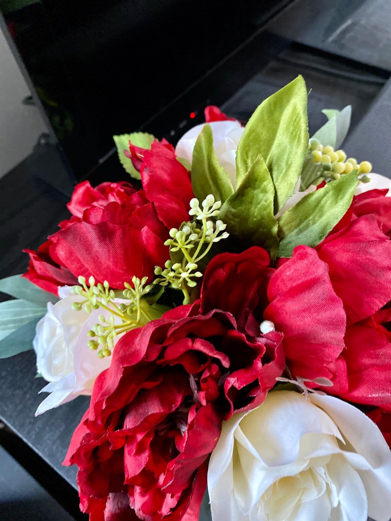 Floral Arrangement Nosegay Gift Valentine's Day Red Etsy