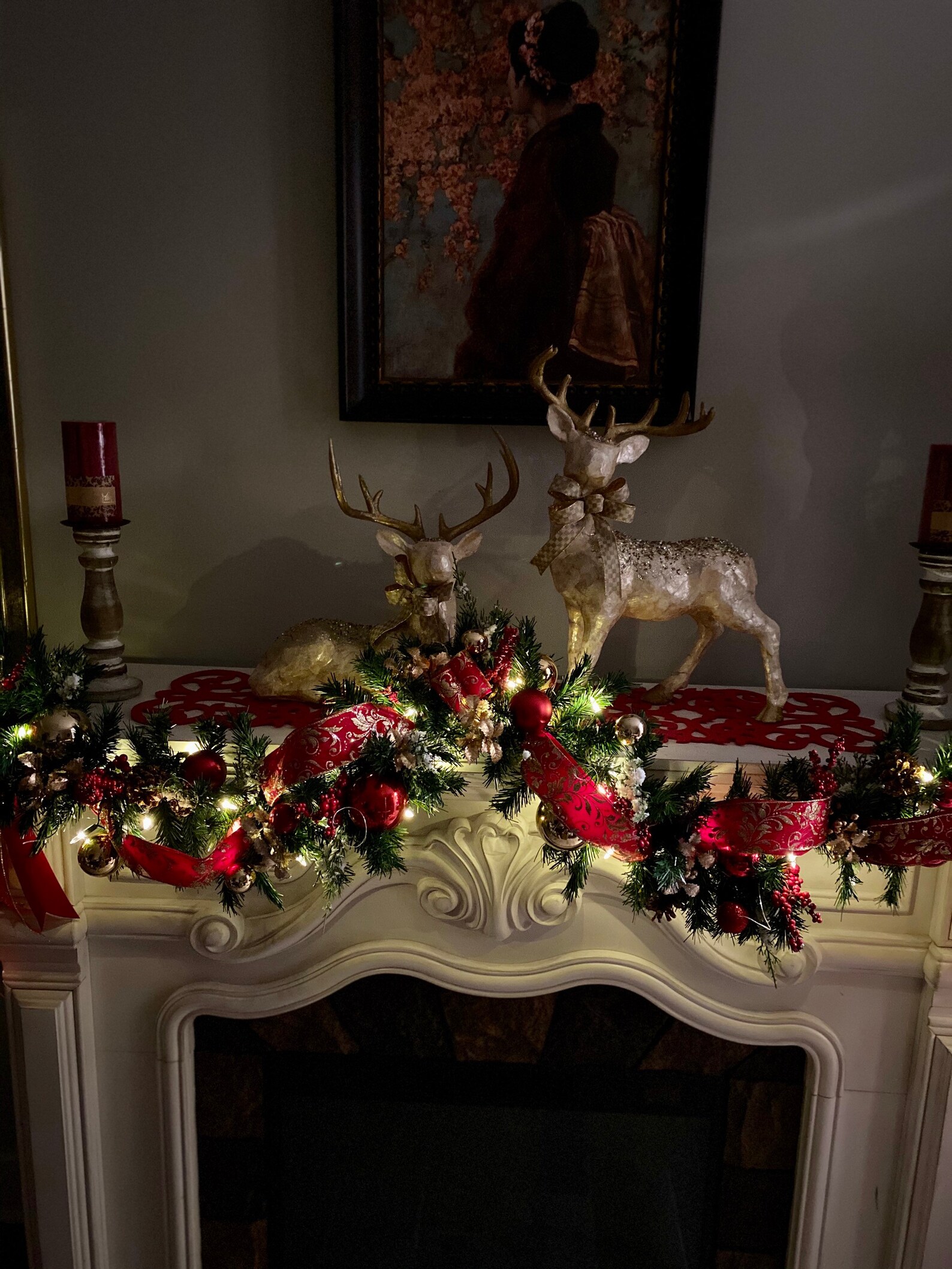 Christmas Garland for Mantle, Silk, Pre-decorated, Pre-lit Battery ...