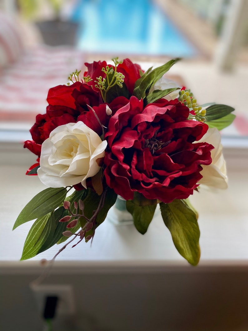 Floral Arrangement Nosegay Gift Valentine's Day Red Etsy