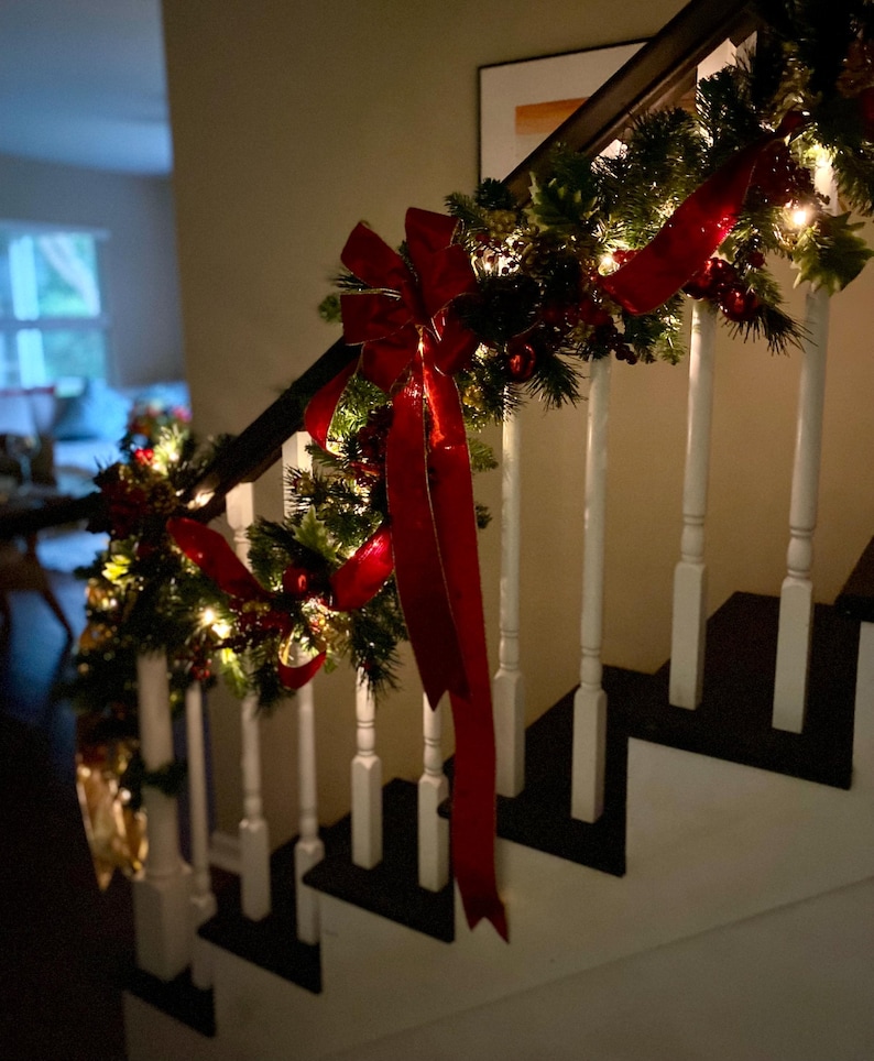 Staircase Christmas Garland, Red Velvet Ribbon, Cordless With LED ...