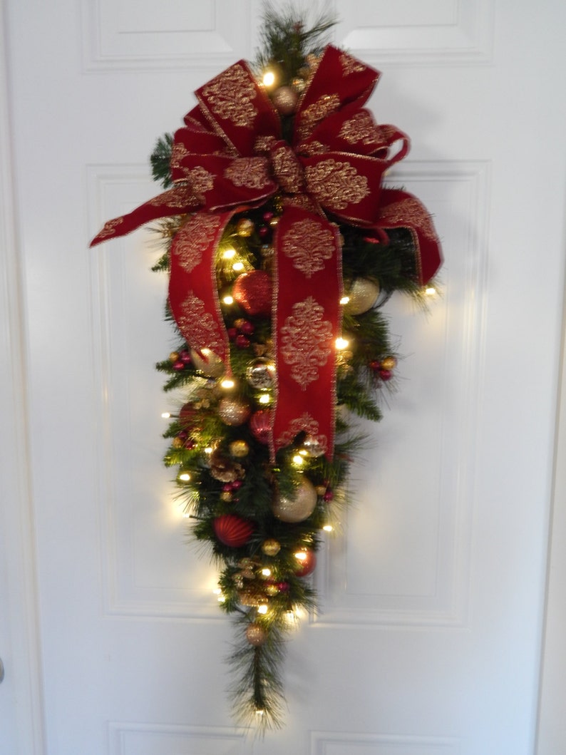 Christmas Wreath Tear Drop Swag Cordless Pre-Lit Timered | Etsy