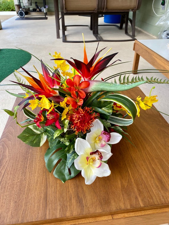 Gorgeous All Sided Tropical Centerpiece Bird of Paradise and