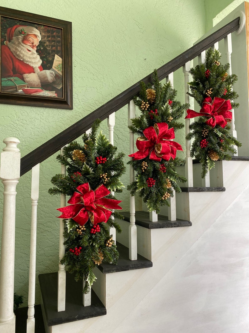 Beautiful Christmas Vertical Swag for Staircase. 3pc Set Etsy