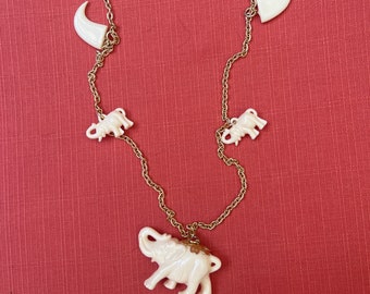 Fun Vintage Costume Whimsical Plastic Elephant Necklace