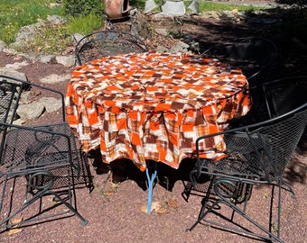 Beautiful Vintage Round Orange White and Brown Tablecloth with Mini Tassels and Mats