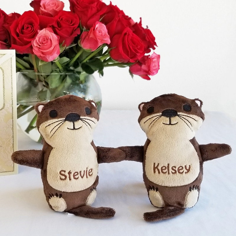 💕Get by Valentine's Day💕Otters Holding Hands | Gift for the Bride | Otter Plush | Personalized Gift for Fiancé | Otter Gift for Wife | Wedding Gift for Couples