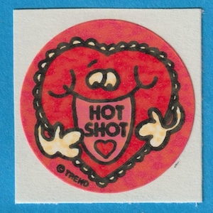 Sticker vintage tendance mat à gratter et à sentir HOT SHOT coeur