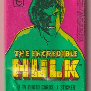 Paquetes de cera vintage de El Increíble Hulk: cartas coleccionables, pegatinas y chicles