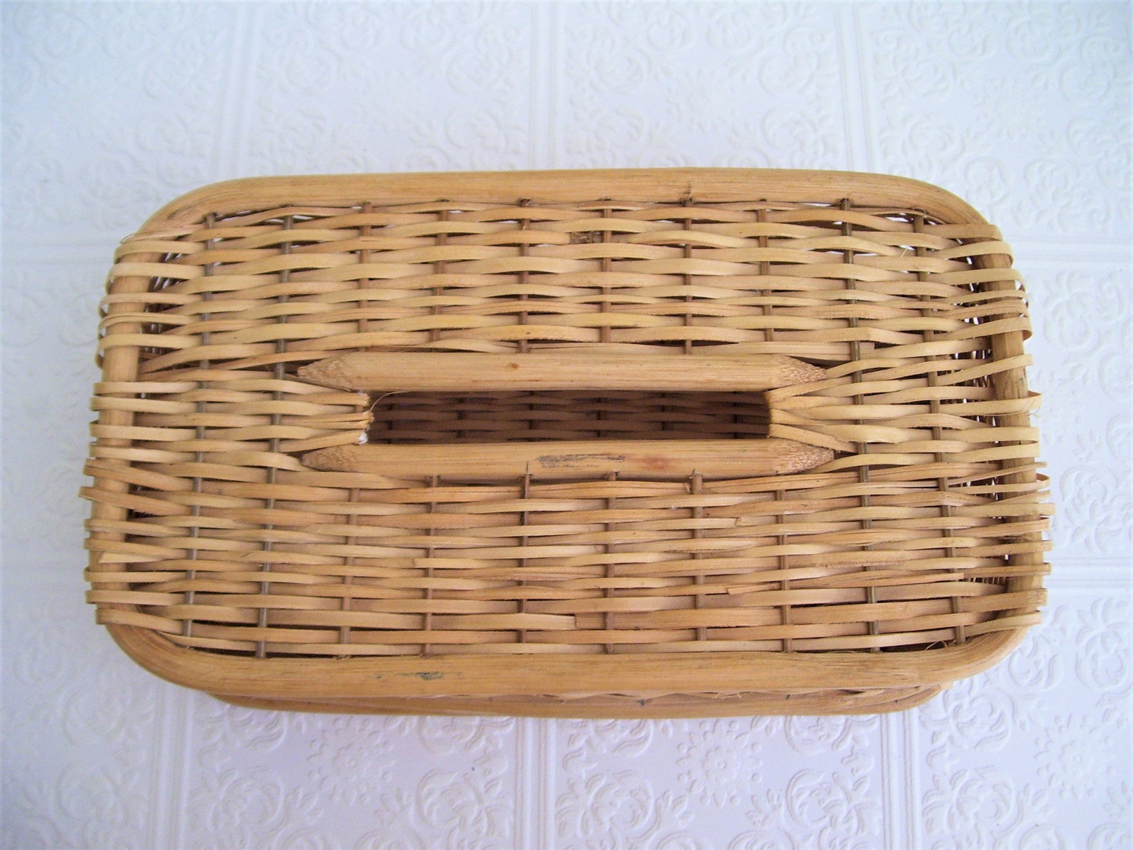 Vintage wicker Rattan Kleenex holder Tissue holder Box Home Etsy