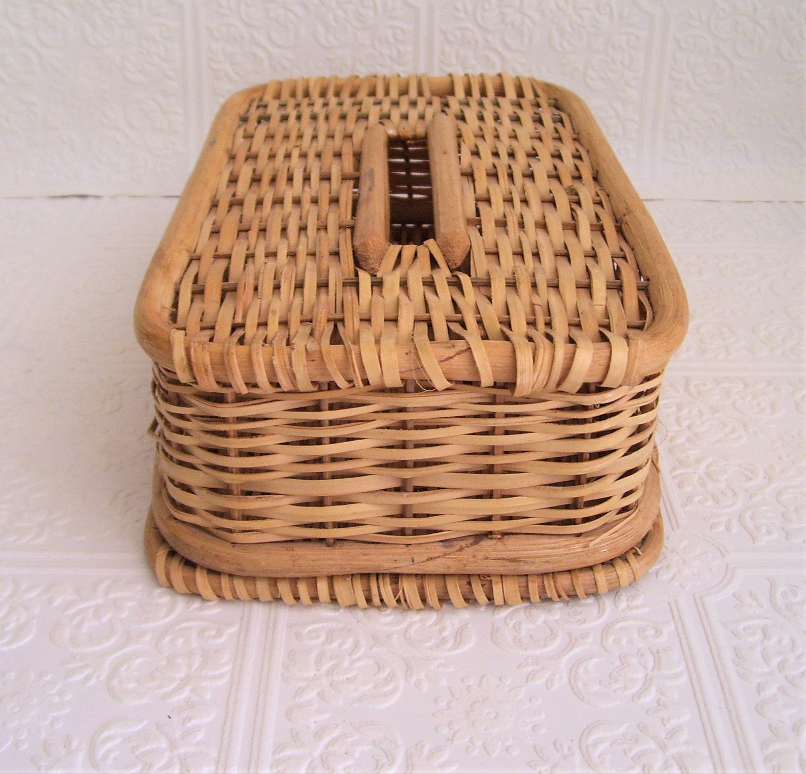 Vintage wicker Rattan Kleenex holder Tissue holder Box Home Etsy