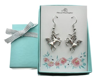 Unicorn earrings in silver pewter.  Unicorn earrings.  Unicorn gifts.  Unicorn Jewelry.  Unicorn charm.