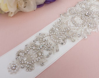 Swarovski belt, wedding sash belt, beaded belt, jeweled belt, pearl belt, bridal sash belt, wedding dress, belt for dress, Ariana clear