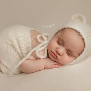 Knit baby bear hat, 0-3 years sizes newborn to toddler bear bonnet , photo prop costume hat, newborn bear bonnet photo prop, baby gift hat image 4