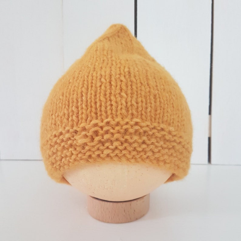 knitting instructions for knitting a childs pointed hat