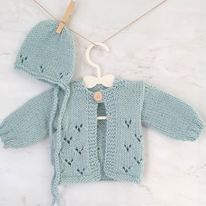 0-6 month Easy Baby Cardigan and Bonnet Knitting PATTERN PDF, Baby Girl lacy jumper, Worsted Aran yarn sweater pattern, Knitting for baby. image 6