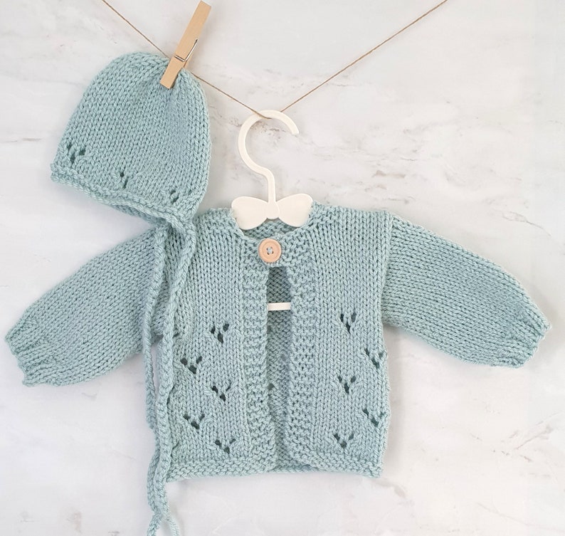 0-6 month Easy Baby Cardigan and Bonnet Knitting PATTERN PDF, Baby Girl lacy jumper, Worsted Aran yarn sweater pattern, Knitting for baby. image 6