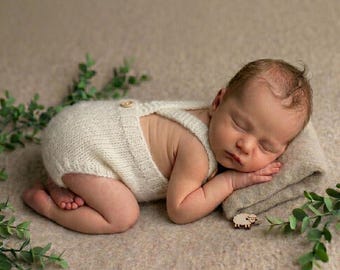 Knitted Baby Romper overalls 0-3 months : Alpaca Photography Prop outfit. Newborn Gift.