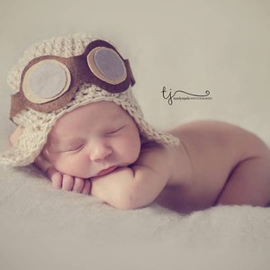 Baby aviator pilot beanie with goggles,  crochet baby pilot flying hat  - newborn aviator hat photography prop
