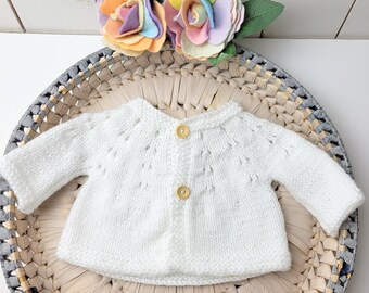 Newborn White cardigan, handknit baby jumper in white with eyelet pattern, hospital coming home sweater, premature baby cardigan