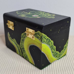 Cthulhu storage box H.P.  Lovecraft Myth Weird Tales Dice/jewellery storage