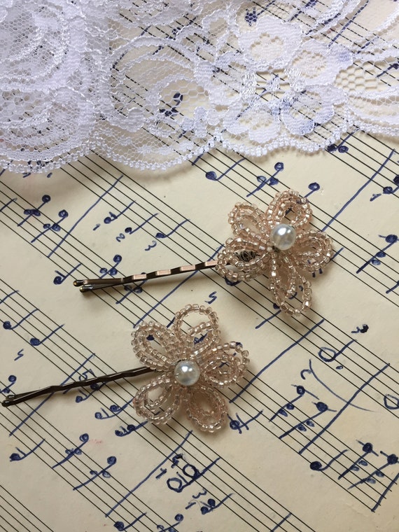 Blush Champagne Pearl Flower Bobby Pin Set Flower Hair Grips Etsy